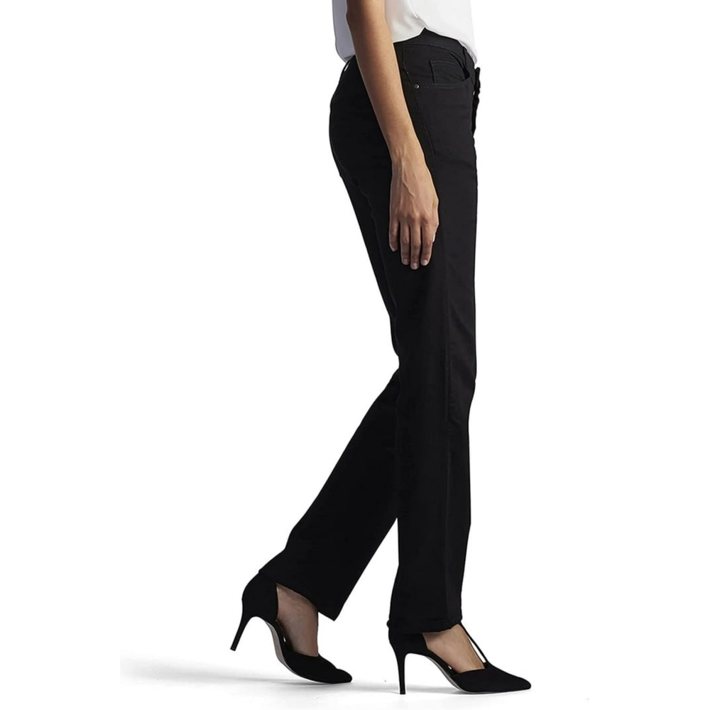 Lee Women’s Relaxed Fit Straight Leg Jeans Black Onyx Size 16 Long Mid Rise NWT - Picture 2 of 14